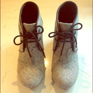 Toms Desert wedges